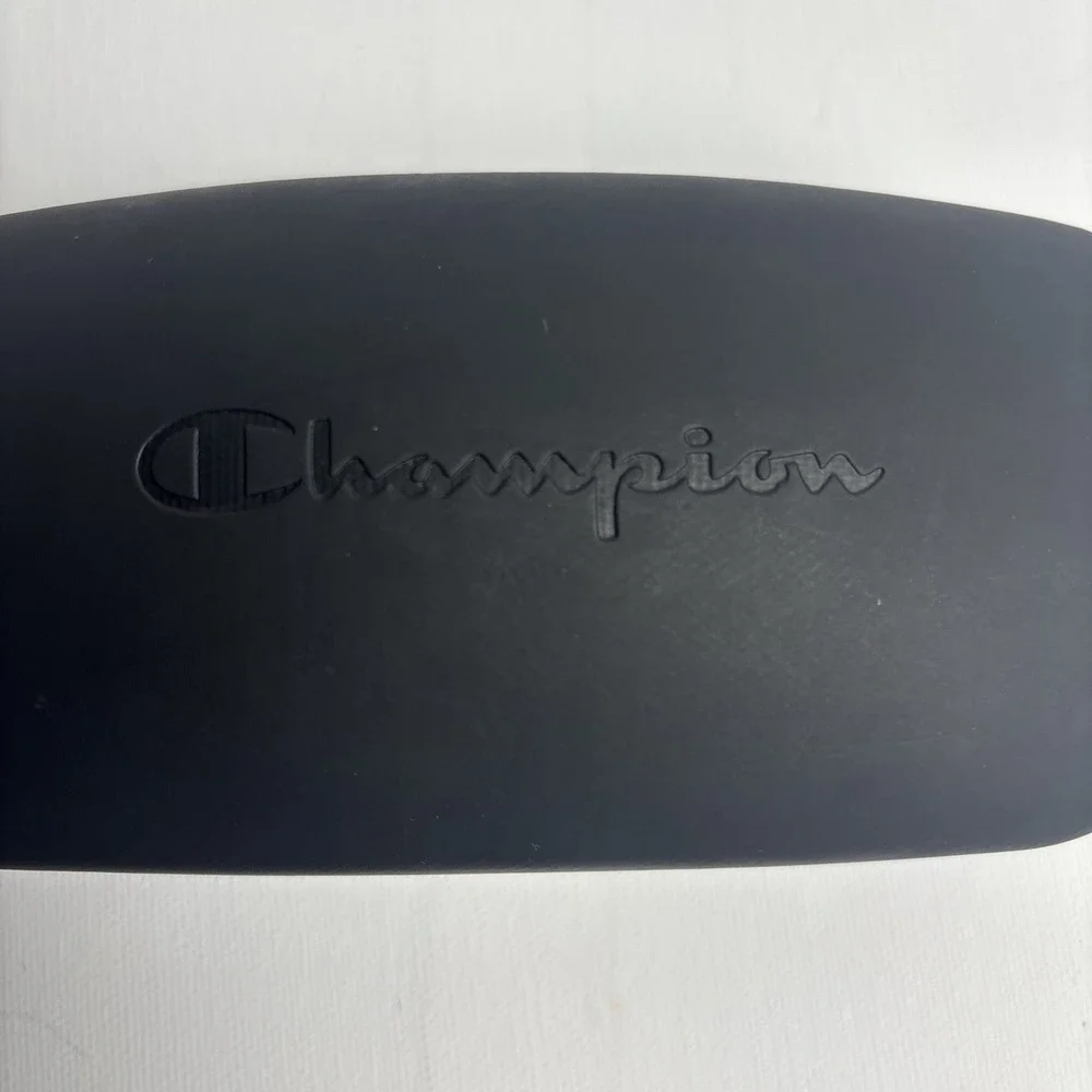 Champion Clamshell Black Sunglass Case‎